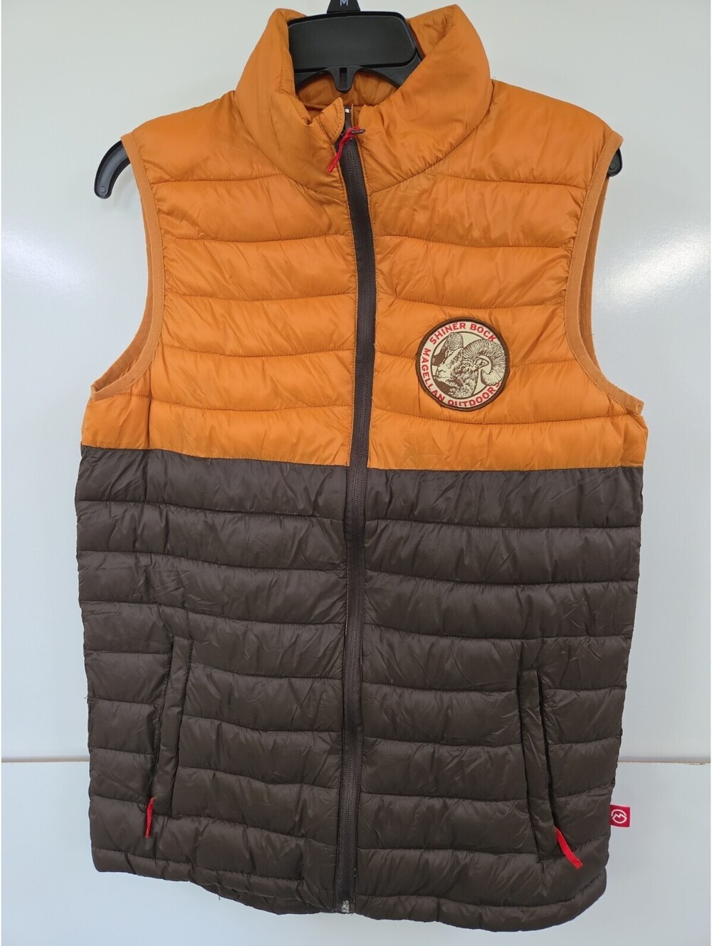Men's Shiner Bock Puffer Vest Size S Small Magellan Water Resistant Orange Brown